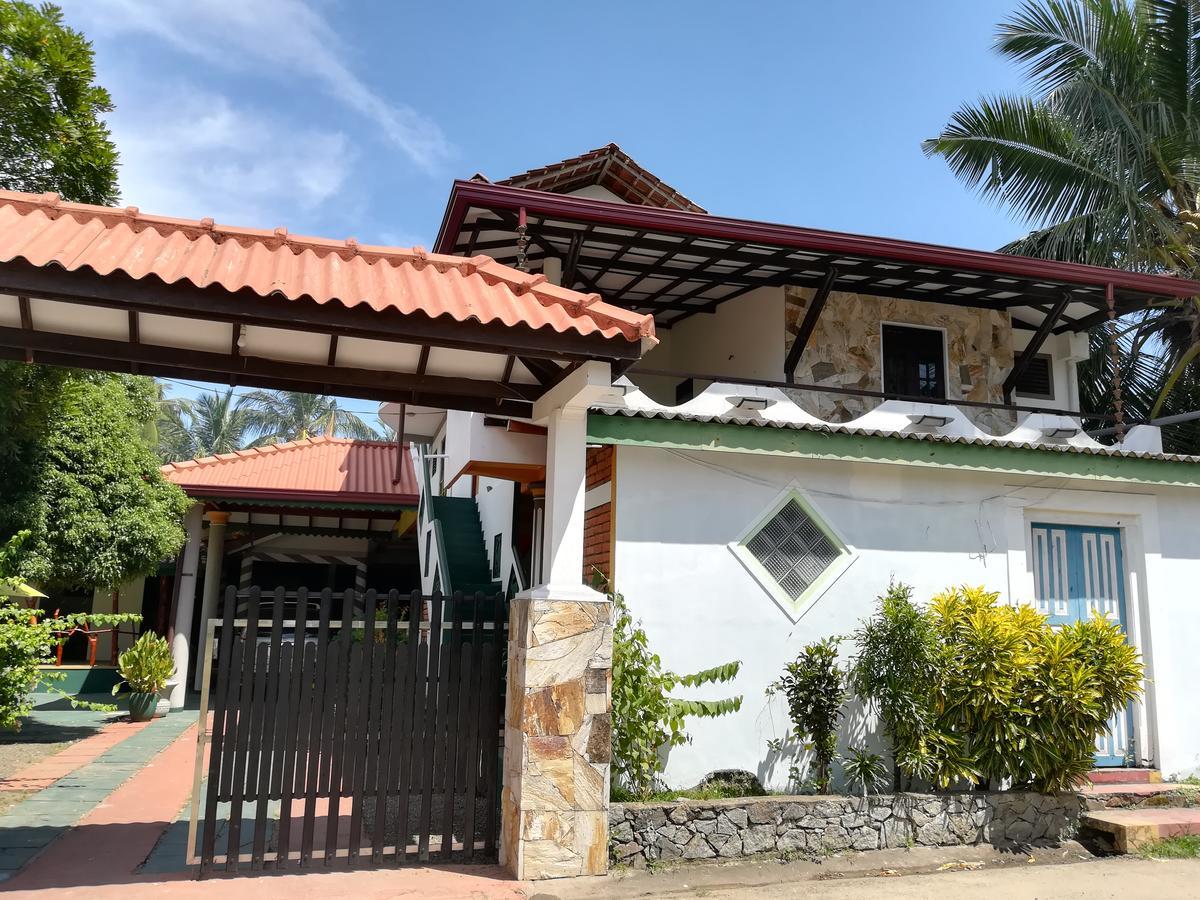 Hotel Sandara Tangalle Bagian luar foto