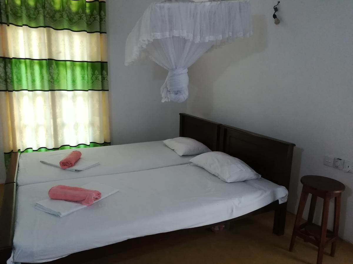 Hotel Sandara Tangalle Bagian luar foto