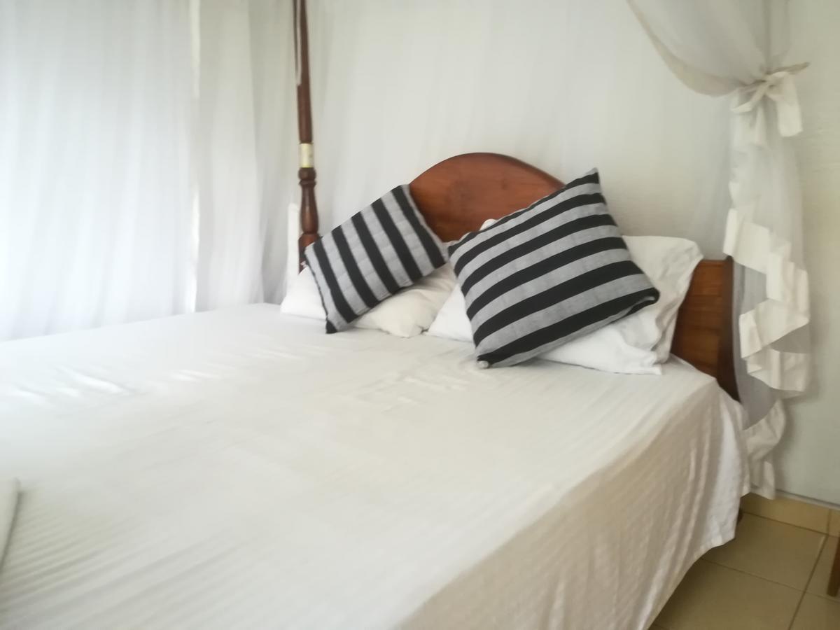 Hotel Sandara Tangalle Bagian luar foto