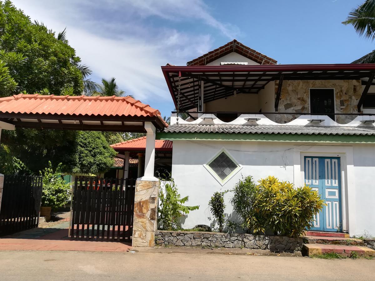 Hotel Sandara Tangalle Bagian luar foto